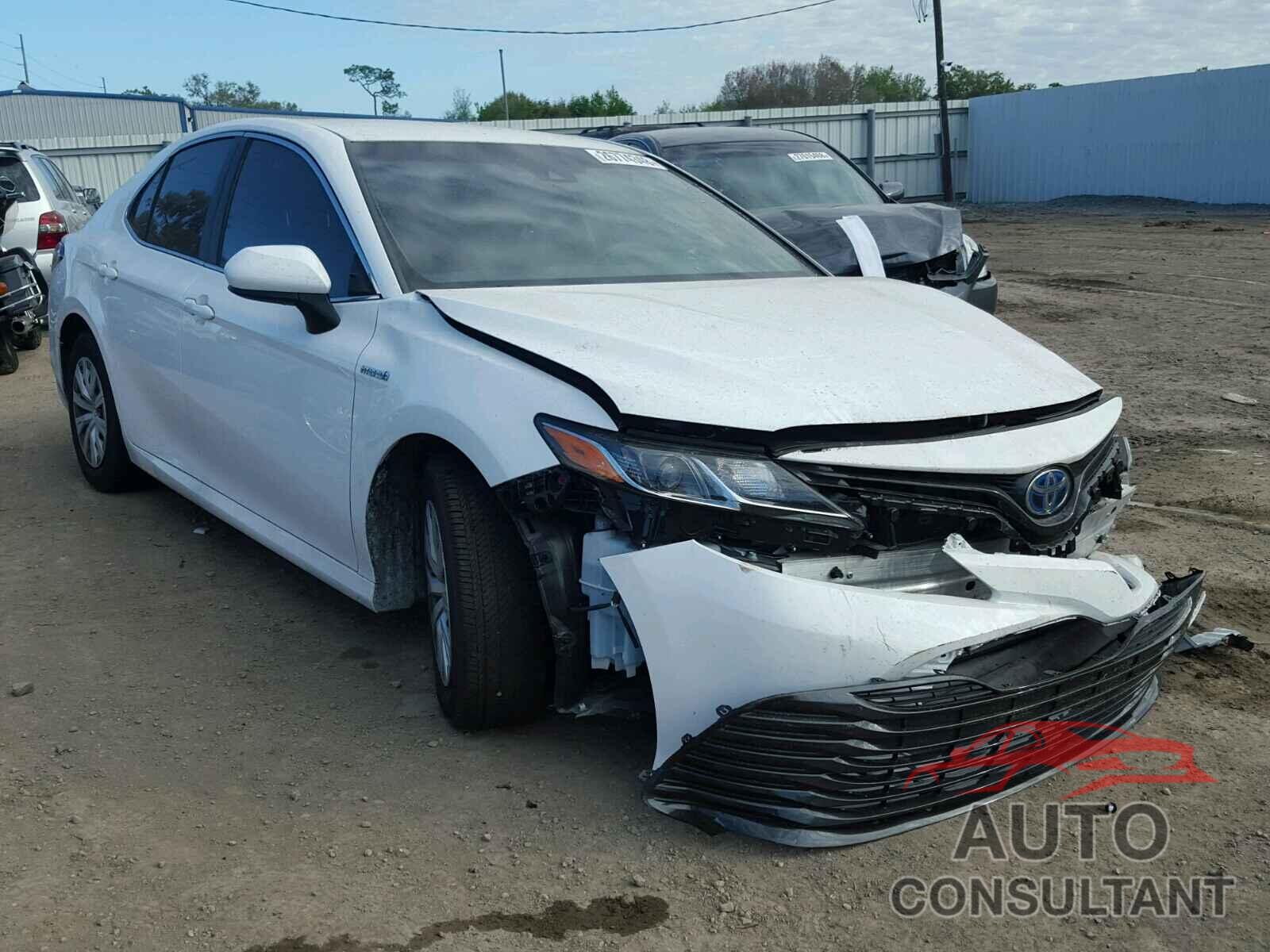 TOYOTA CAMRY 2018 - 4T1B31HK8JU001396