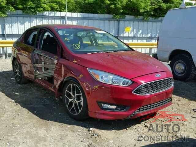 FORD FOCUS 2015 - 1FADP3F2XFL371977
