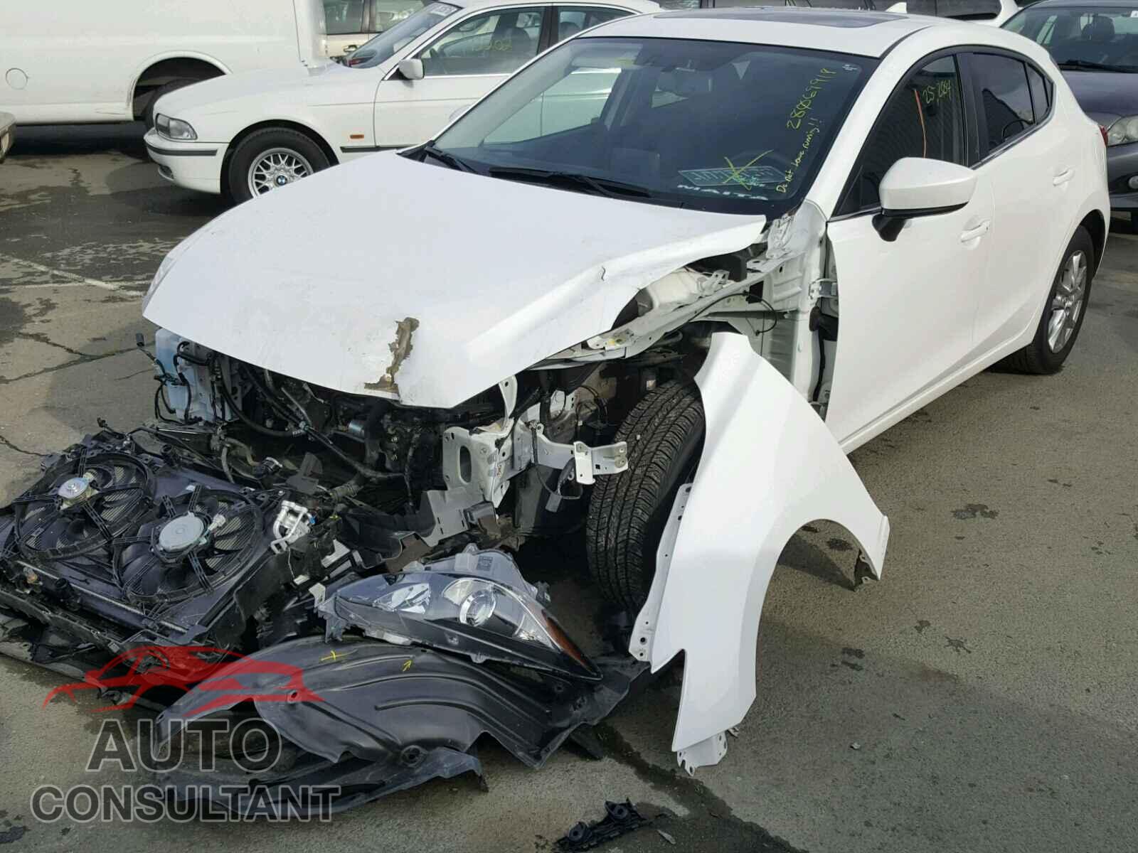 MAZDA 3 2016 - 3MZBM1M76GM313424