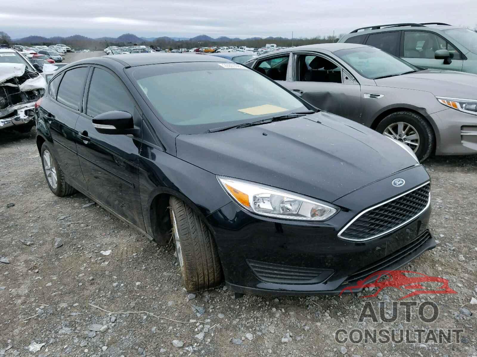 FORD FOCUS 2017 - 1FADP3K23HL262060
