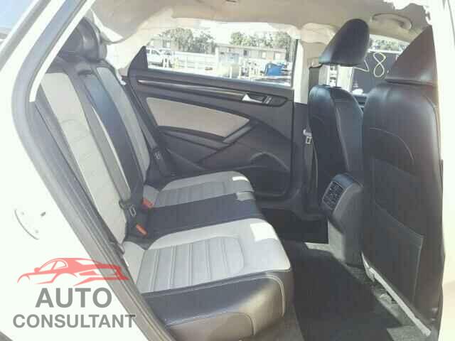 VOLKSWAGEN PASSAT 2015 - 1VWBT7A34FC089433