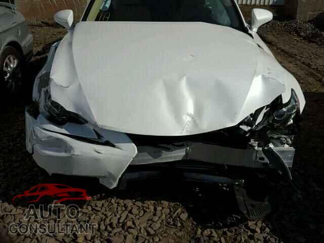 LEXUS IS250 2015 - JTHCF1D25F5027427