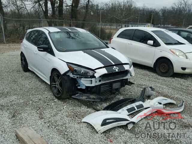 FORD FOCUS 2016 - 1FADP3L9XGL273826