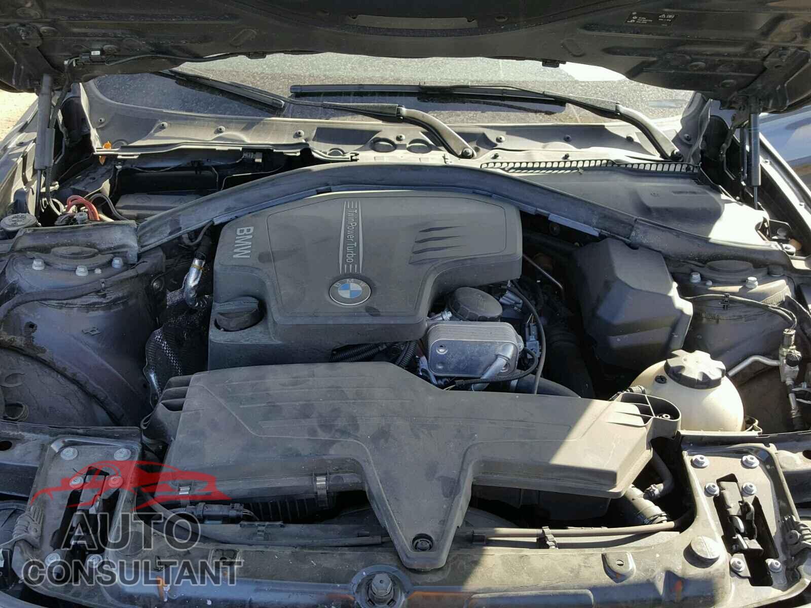 BMW 3 SERIES 2015 - WBA3C1C54FK121237