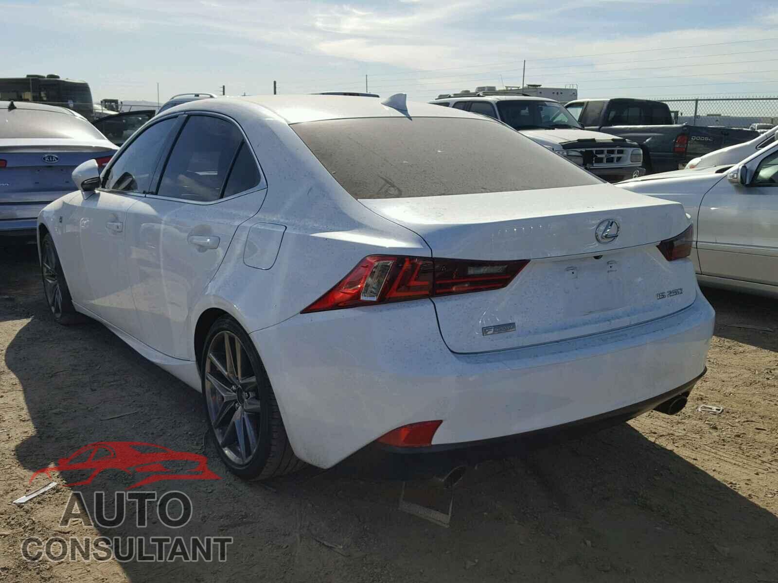 LEXUS IS250 2015 - JTHBF1D24F5046028