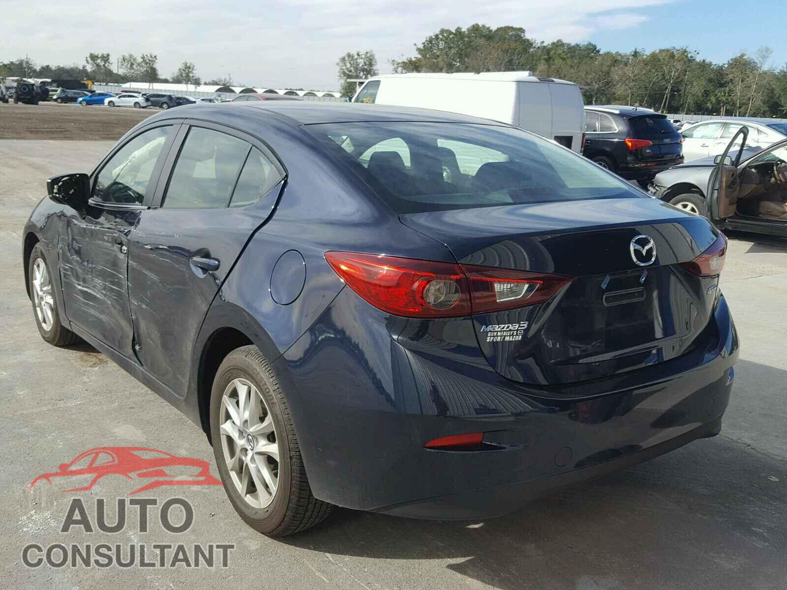 MAZDA 3 2017 - 3MZBN1U77HM131925