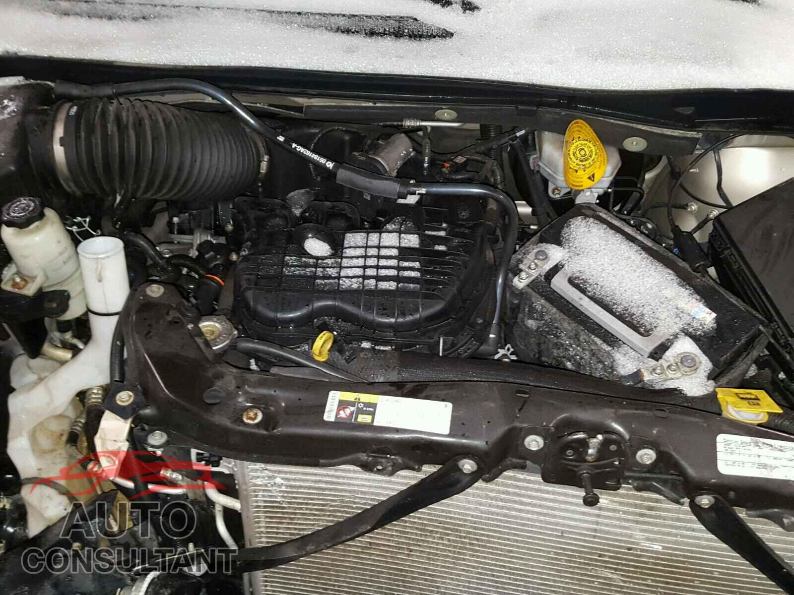 DODGE CARAVAN 2015 - 2C4RDGCG5FR527611