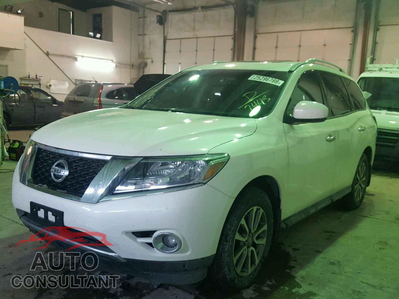 NISSAN PATHFINDER 2015 - 5N1AR2MM9FC707443