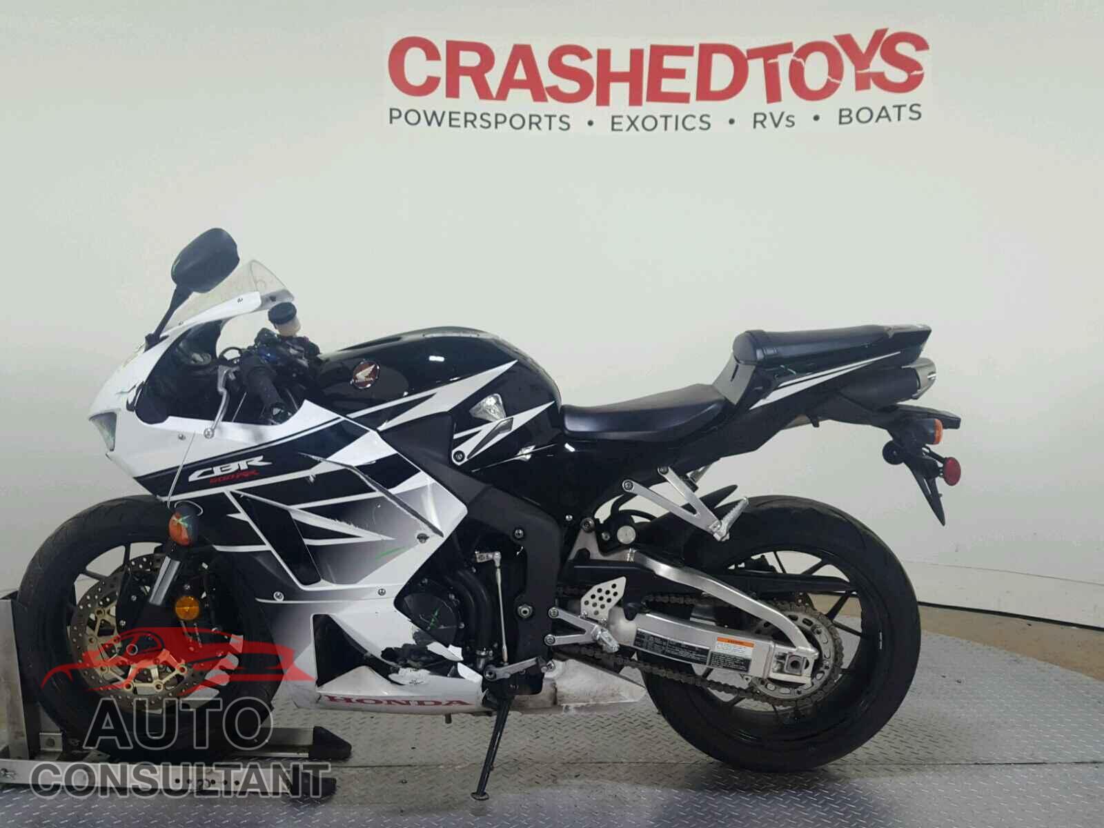 HONDA CBR CYCLE 2016 - JH2PC40J3GK201015
