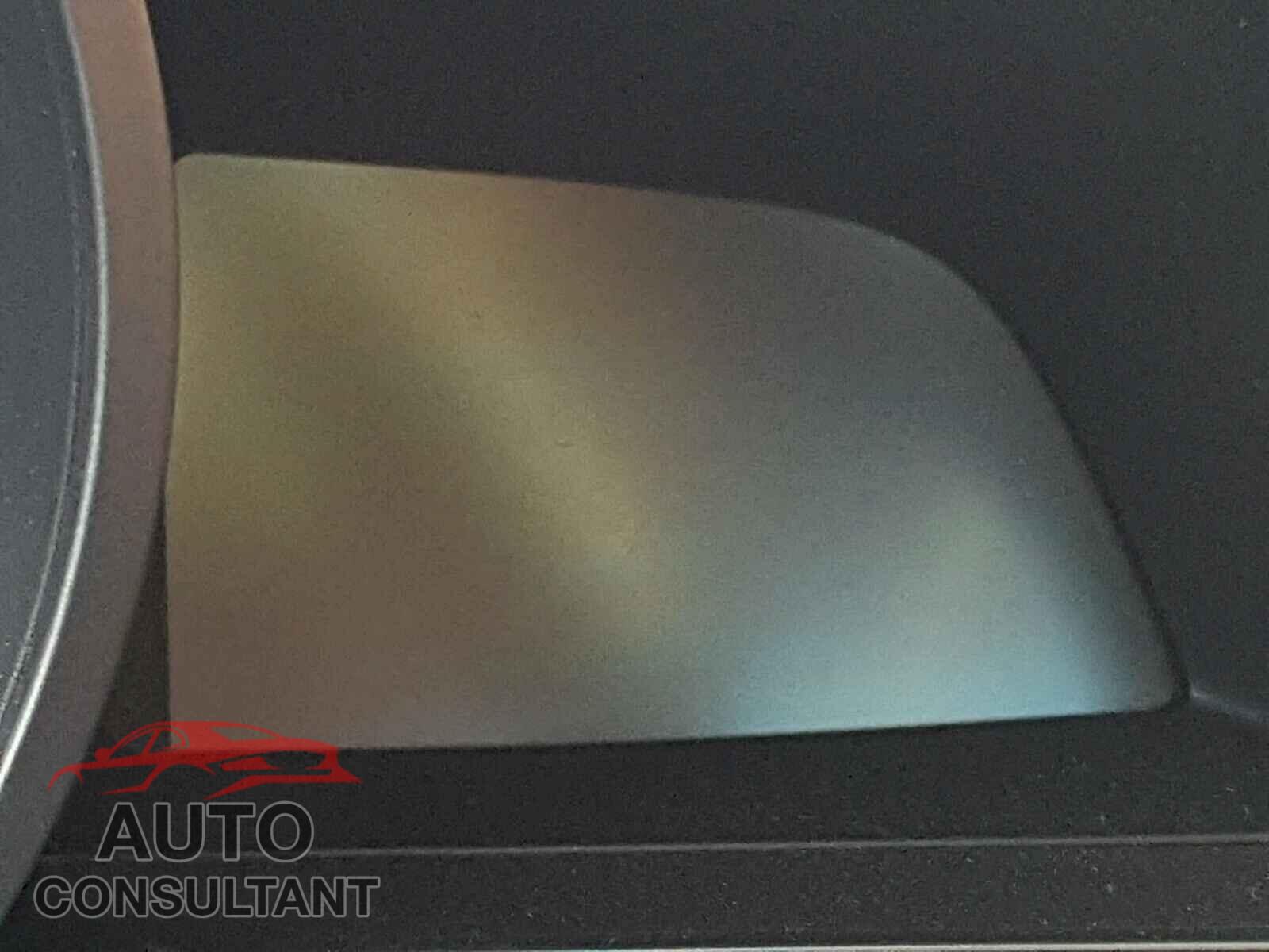 MAZDA 3 2018 - 3MZBN1V38JM162568