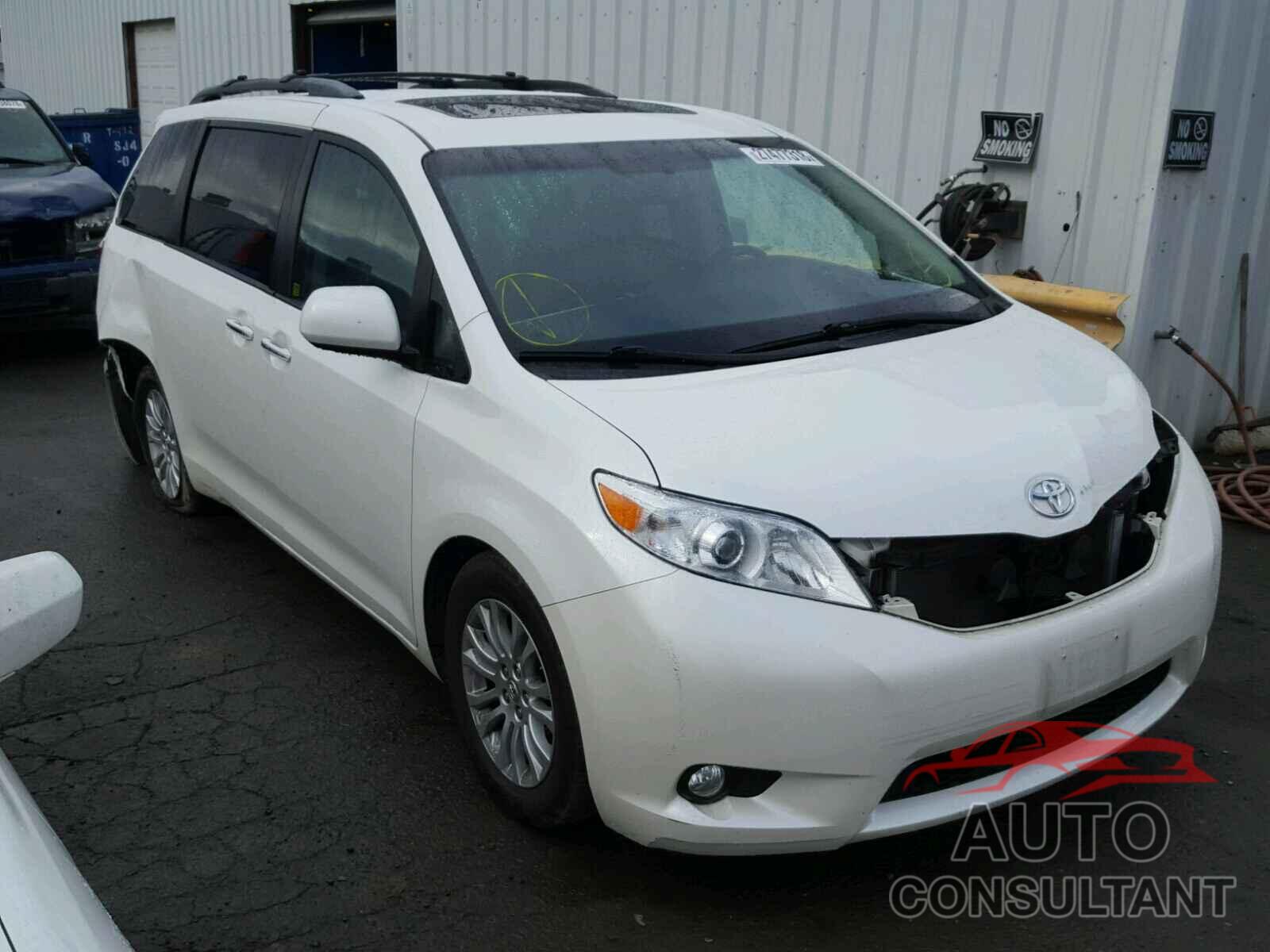 TOYOTA SIENNA 2015 - 5TDYK3DC1FS604455