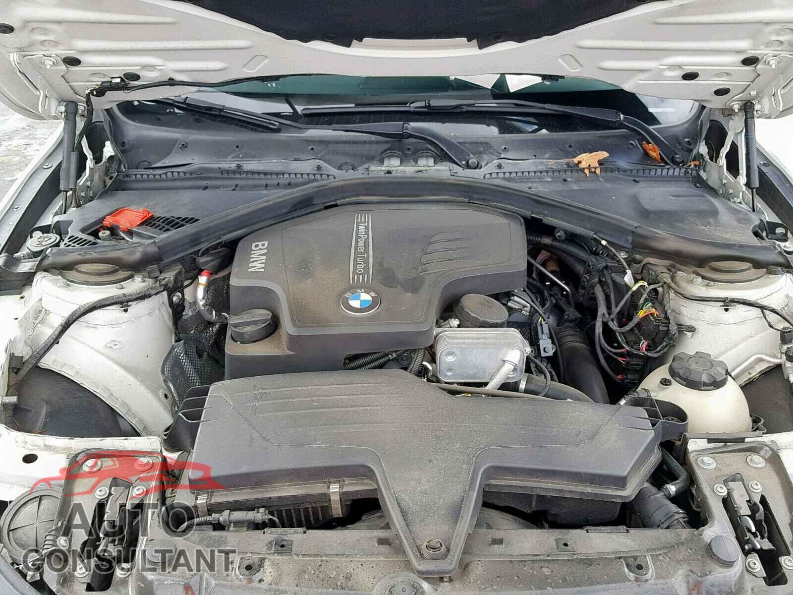 BMW 3 SERIES 2013 - WBA3C1C52DF437144