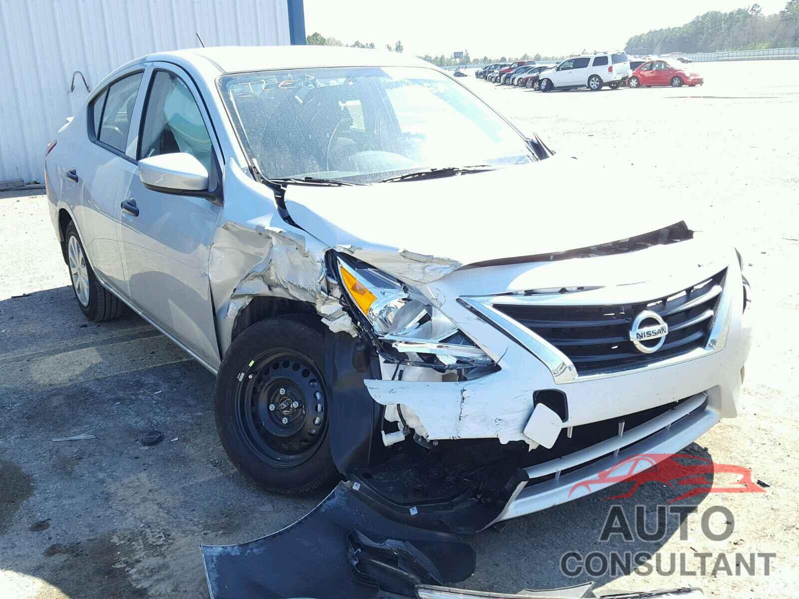 NISSAN VERSA 2018 - 3N1CN7APXJL840524