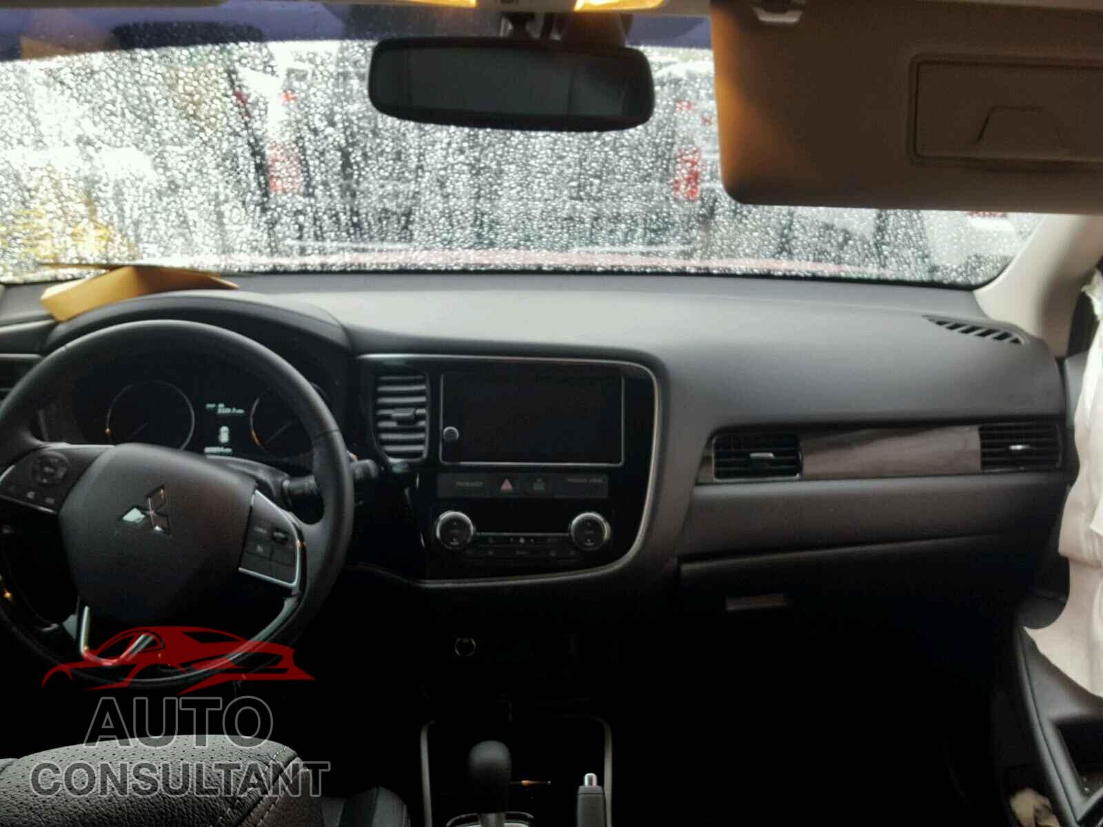 MITSUBISHI OUTLANDER 2017 - JA4AD3A3XHZ065586