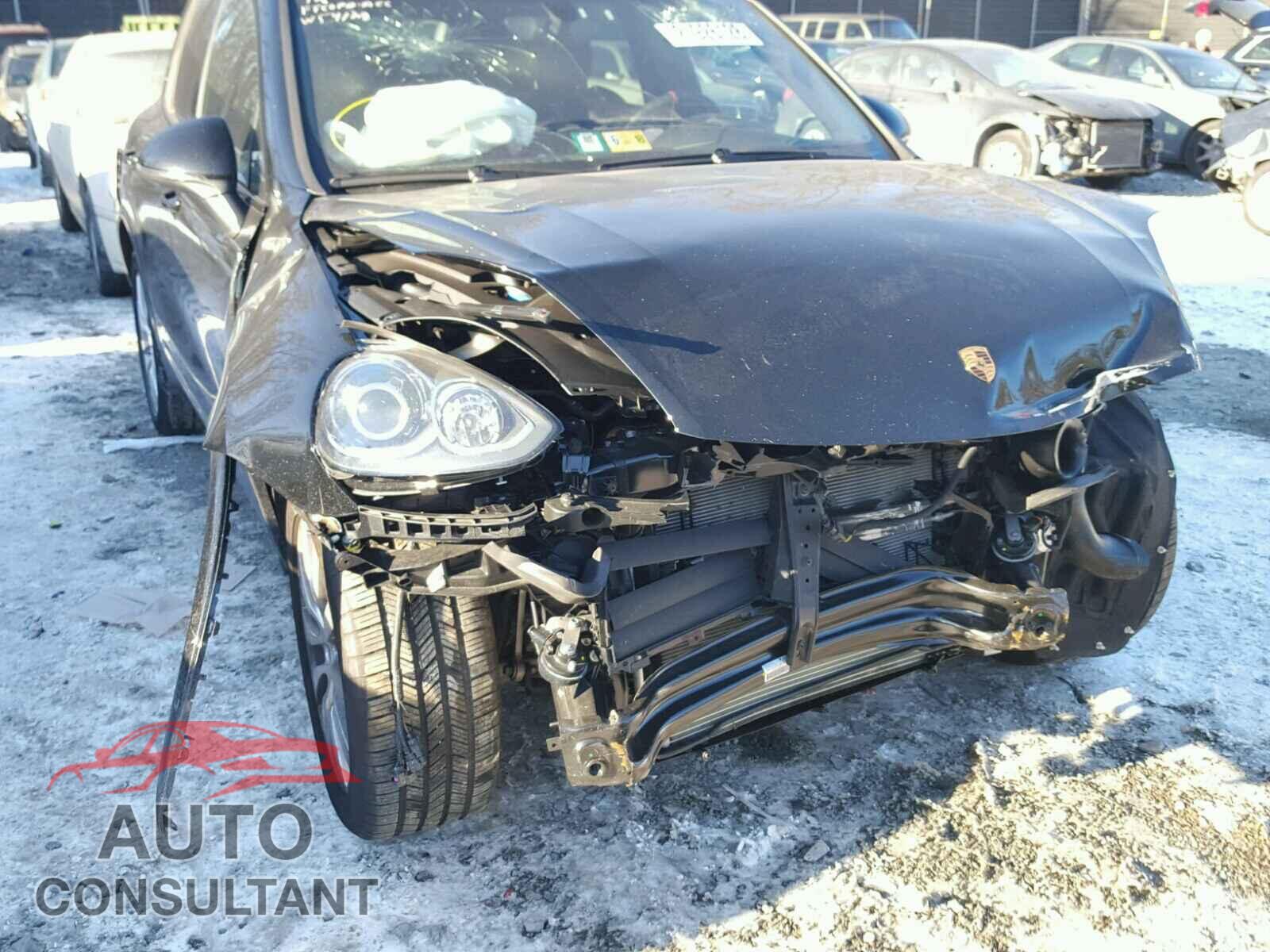 PORSCHE CAYENNE 2017 - WP1AA2A20HKA80444