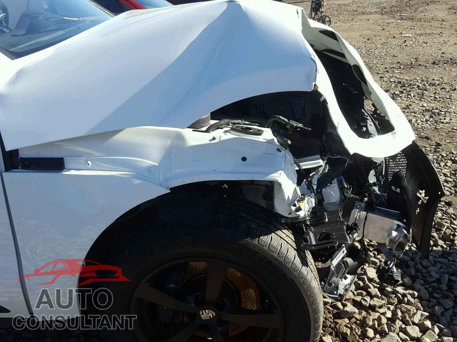 PORSCHE MACAN 2017 - WP1AA2A56HLB06517