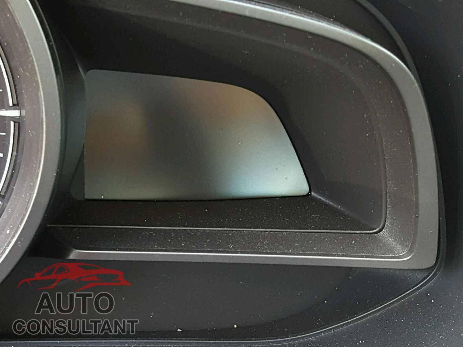 MAZDA 3 2017 - 3MZBN1L77HM154932