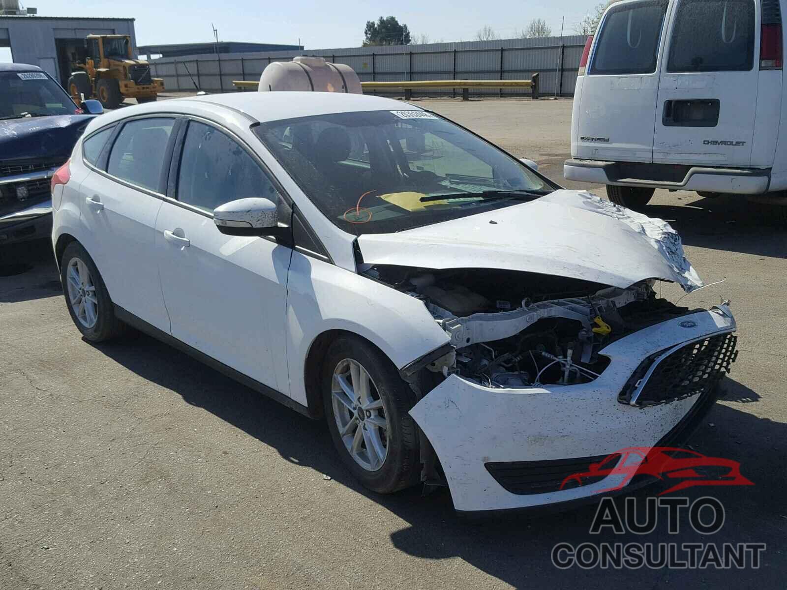 FORD FOCUS 2016 - 1FADP3K21GL388142