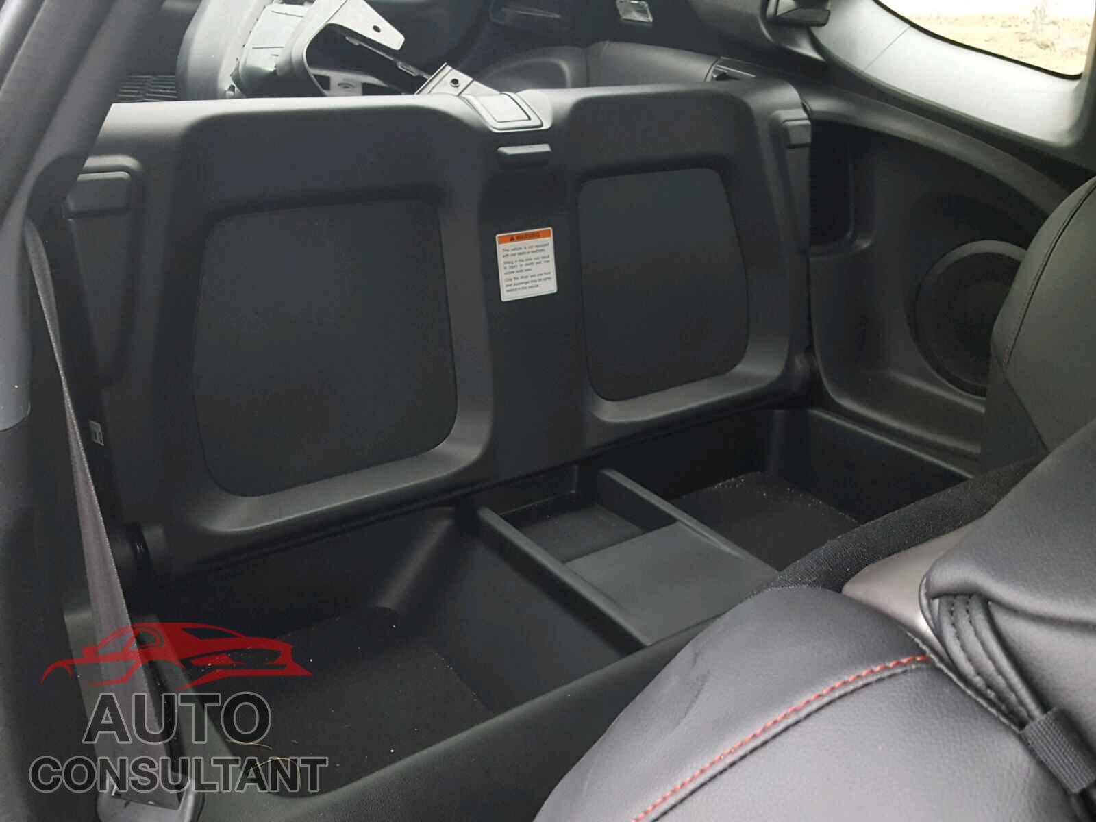 HONDA CR-Z 2015 - JHMZF1D68FS003587