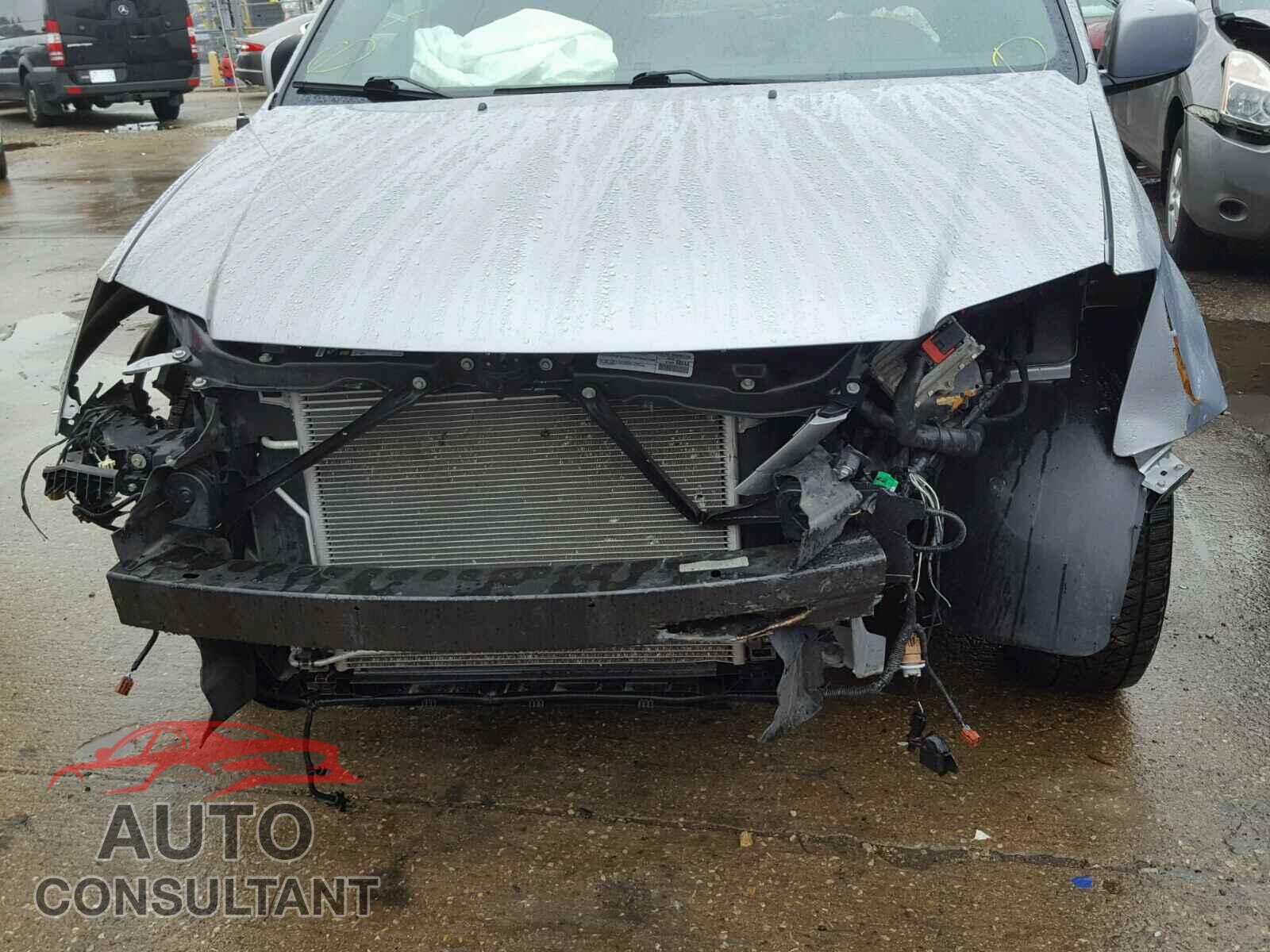DODGE CARAVAN 2017 - 2C4RDGEG7HR555281