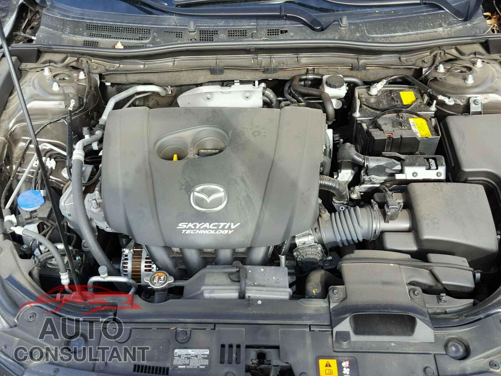 MAZDA 3 2017 - JM1BN1U75H1127680