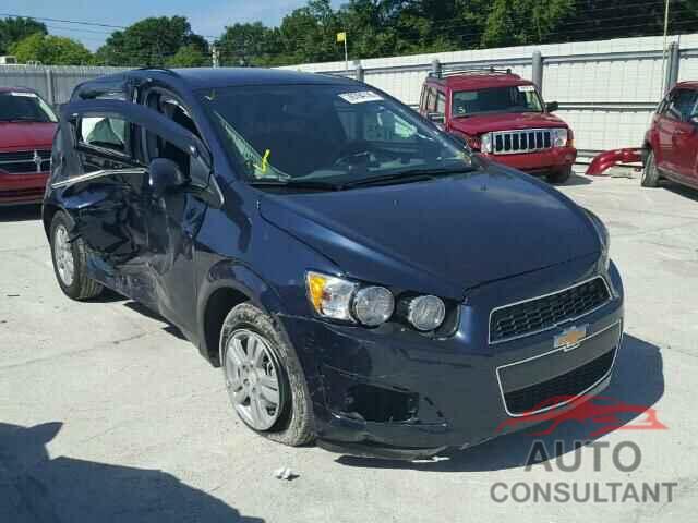 CHEVROLET SONIC 2015 - 1G1JC6SH3F4175645