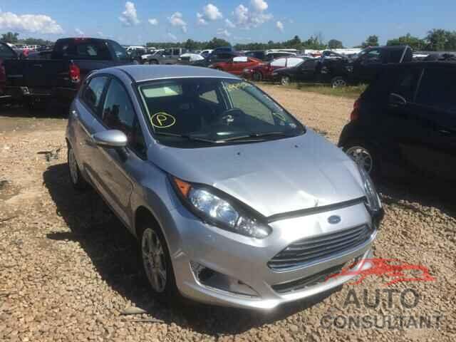 FORD FIESTA 2015 - 3FADP4EJ5FM105344