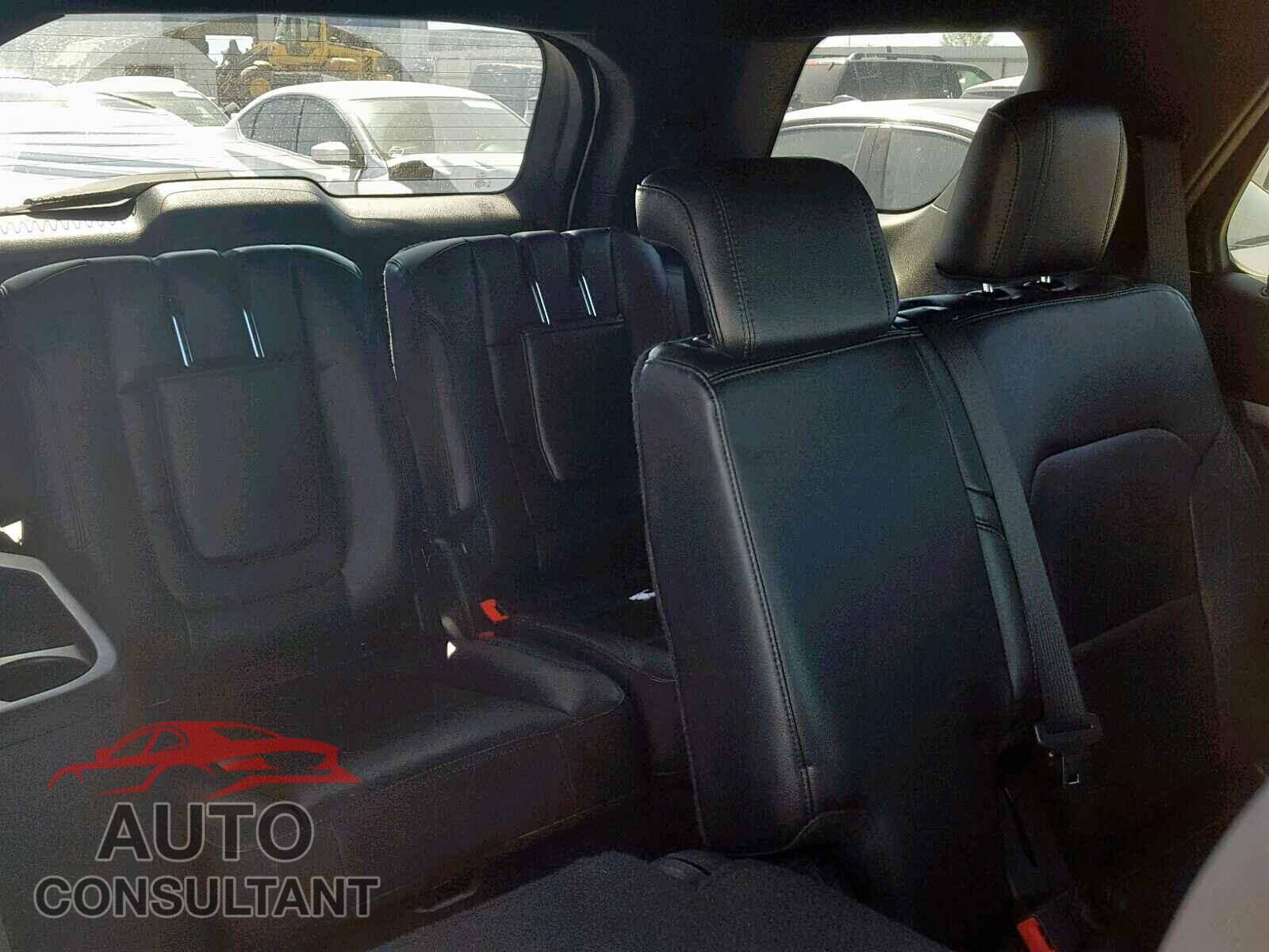 FORD EXPLORER X 2017 - 2T1BURHE5JC980043