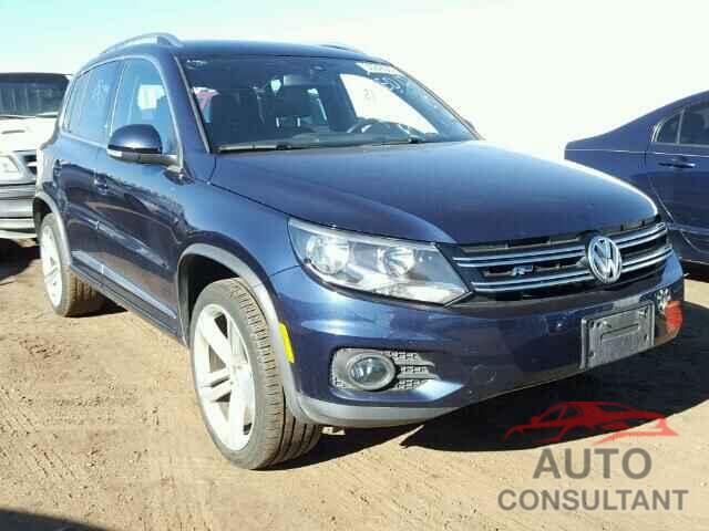 VOLKSWAGEN TIGUAN 2016 - WVGBV7AX3GW040364