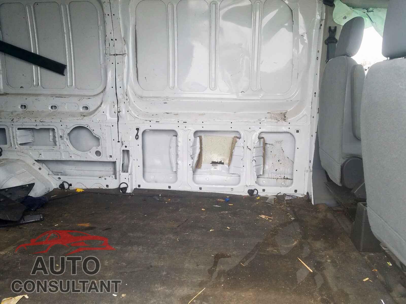 FORD TRANSIT CO 2015 - 3N1AB8DV4LY253158