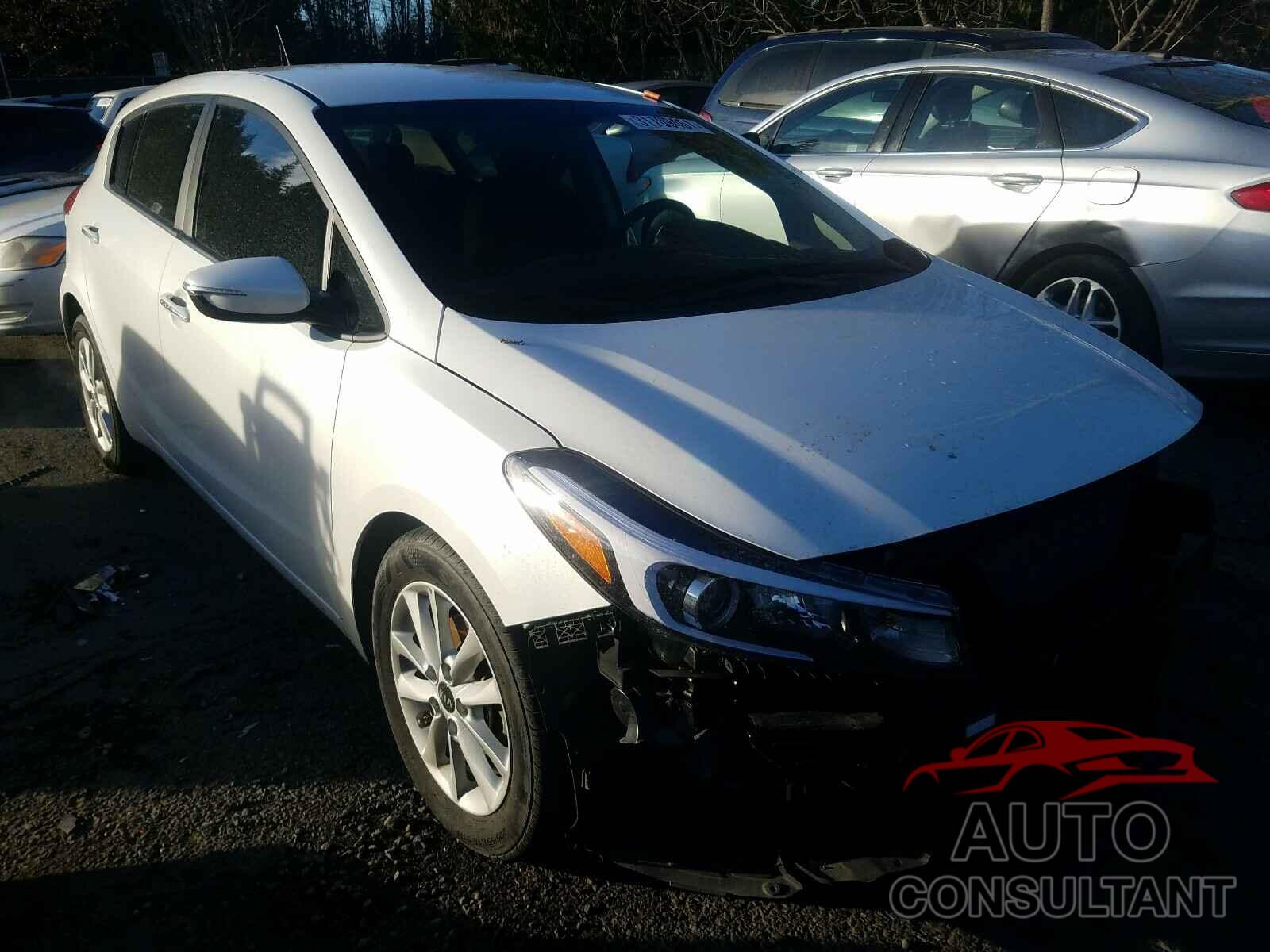 KIA FORTE 2017 - KNAFK5A80H5685943
