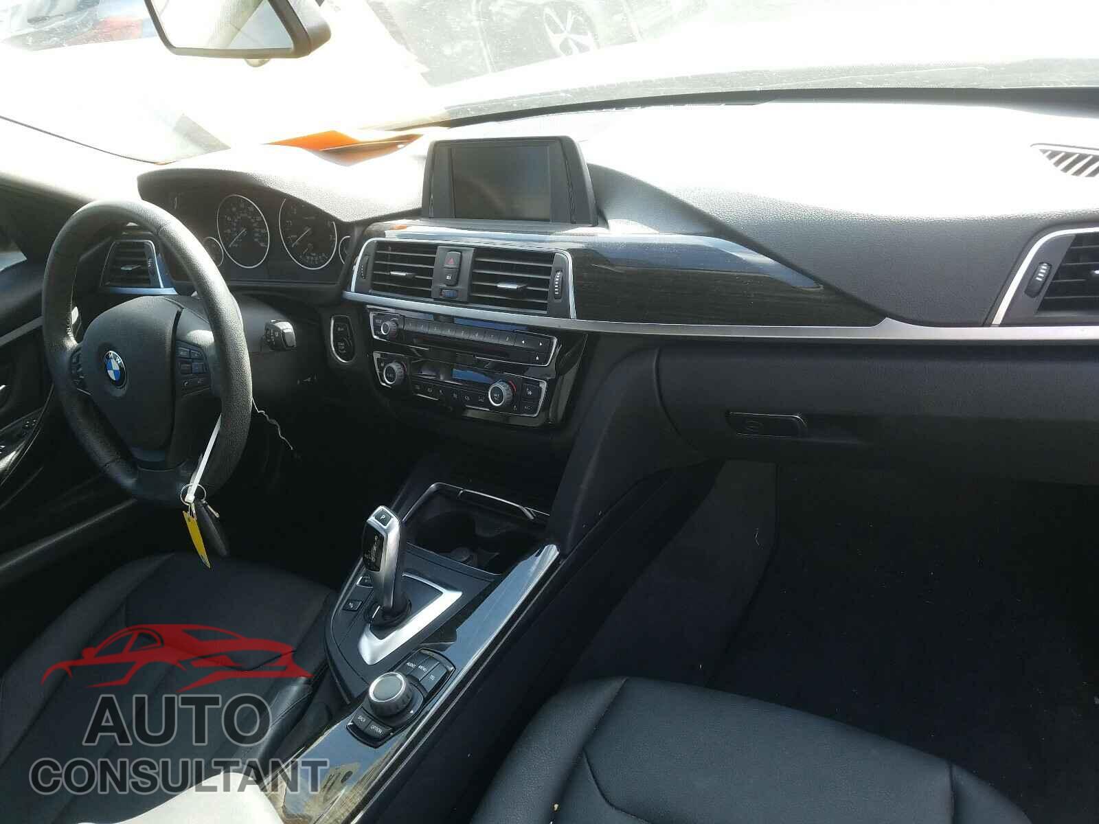 BMW 3 SERIES 2016 - WBA8A9C59GK617548