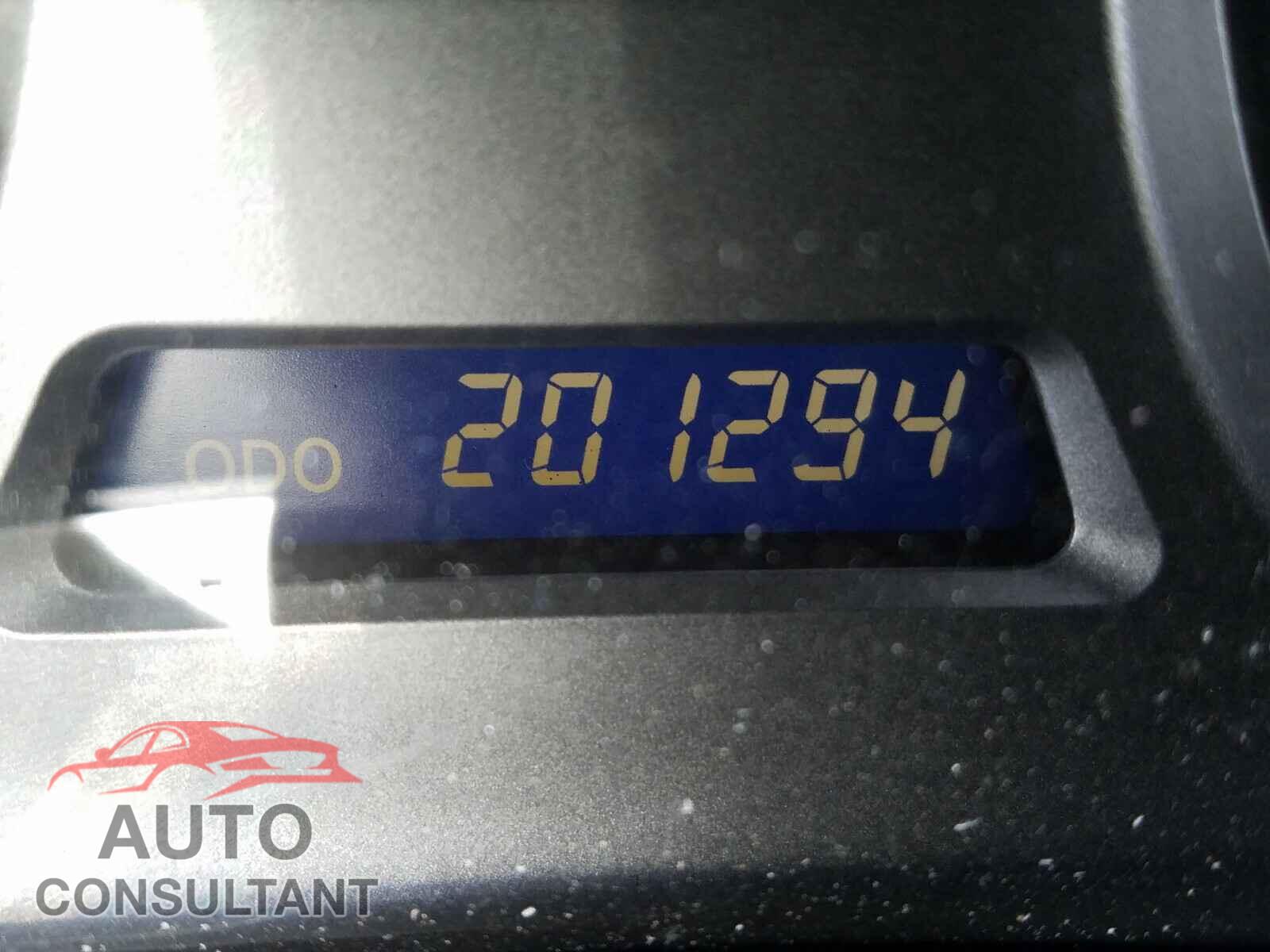 LEXUS IS 2010 - JTHBF5C28A5117751