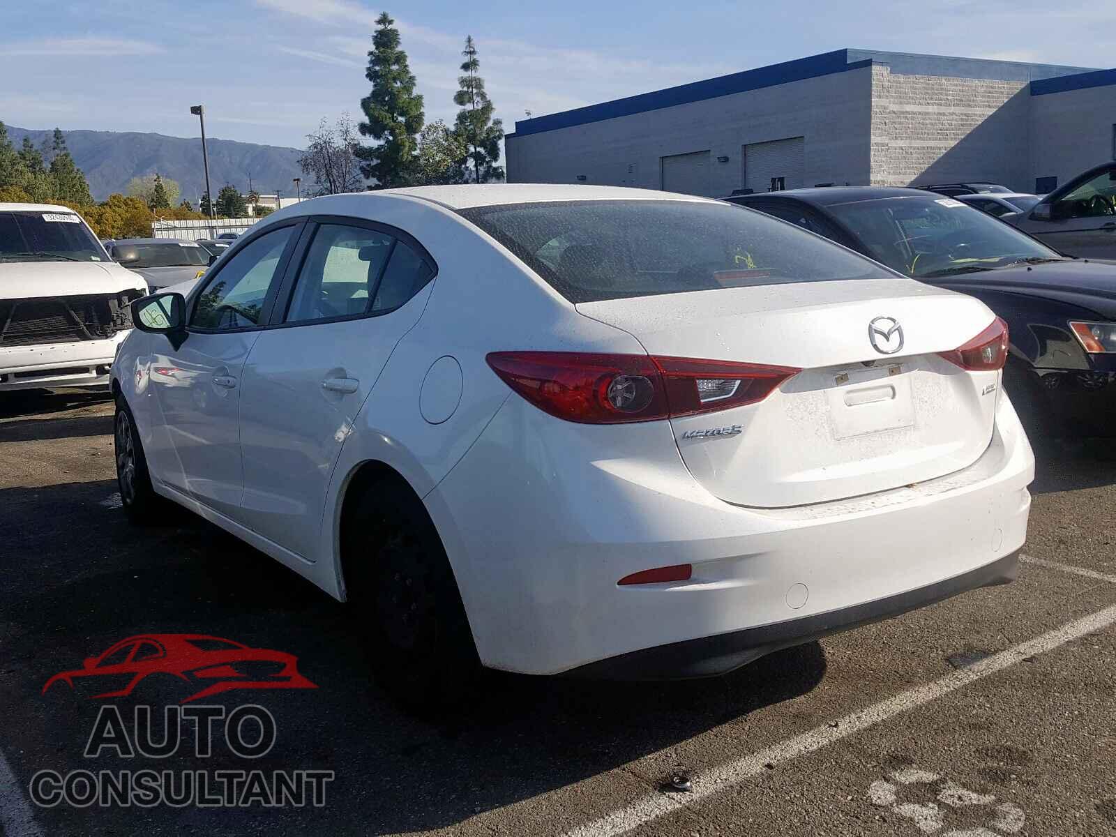 MAZDA 3 2017 - 5YFEPRAE9LP065147