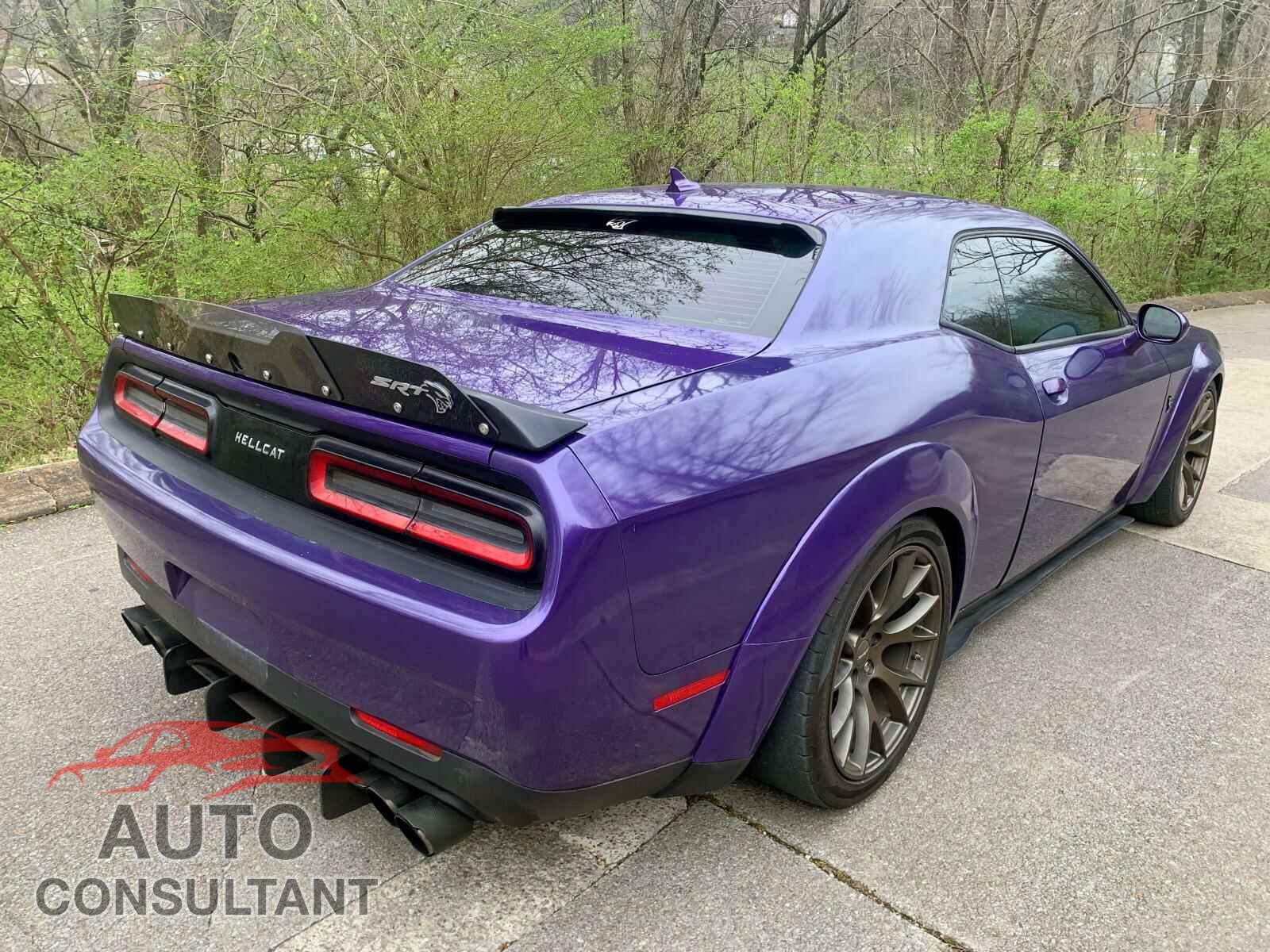 DODGE CHALLENGER 2016 - 3N1AB8CV4NY239037