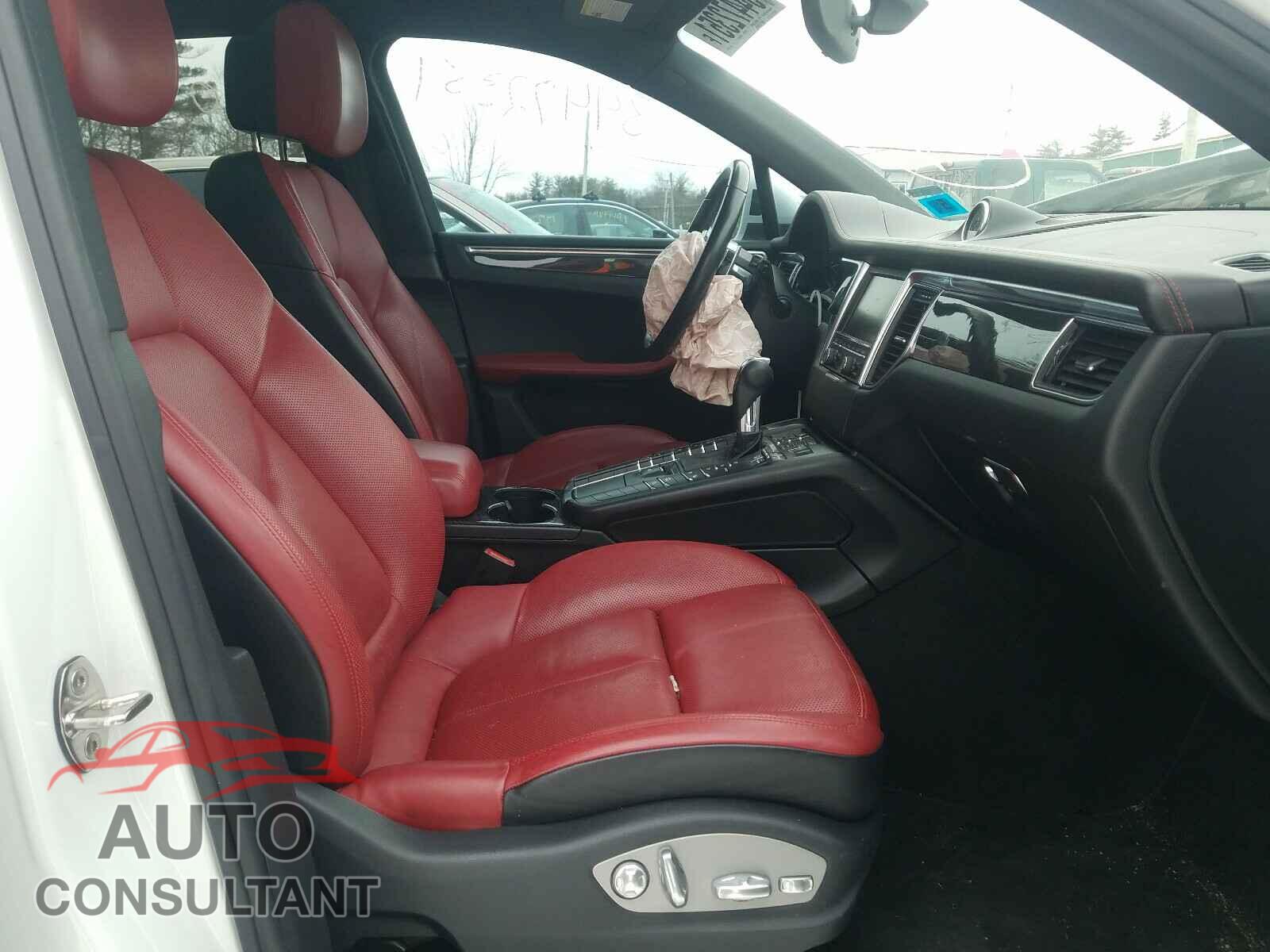 PORSCHE MACAN 2016 - WP1AB2A52GLB54785