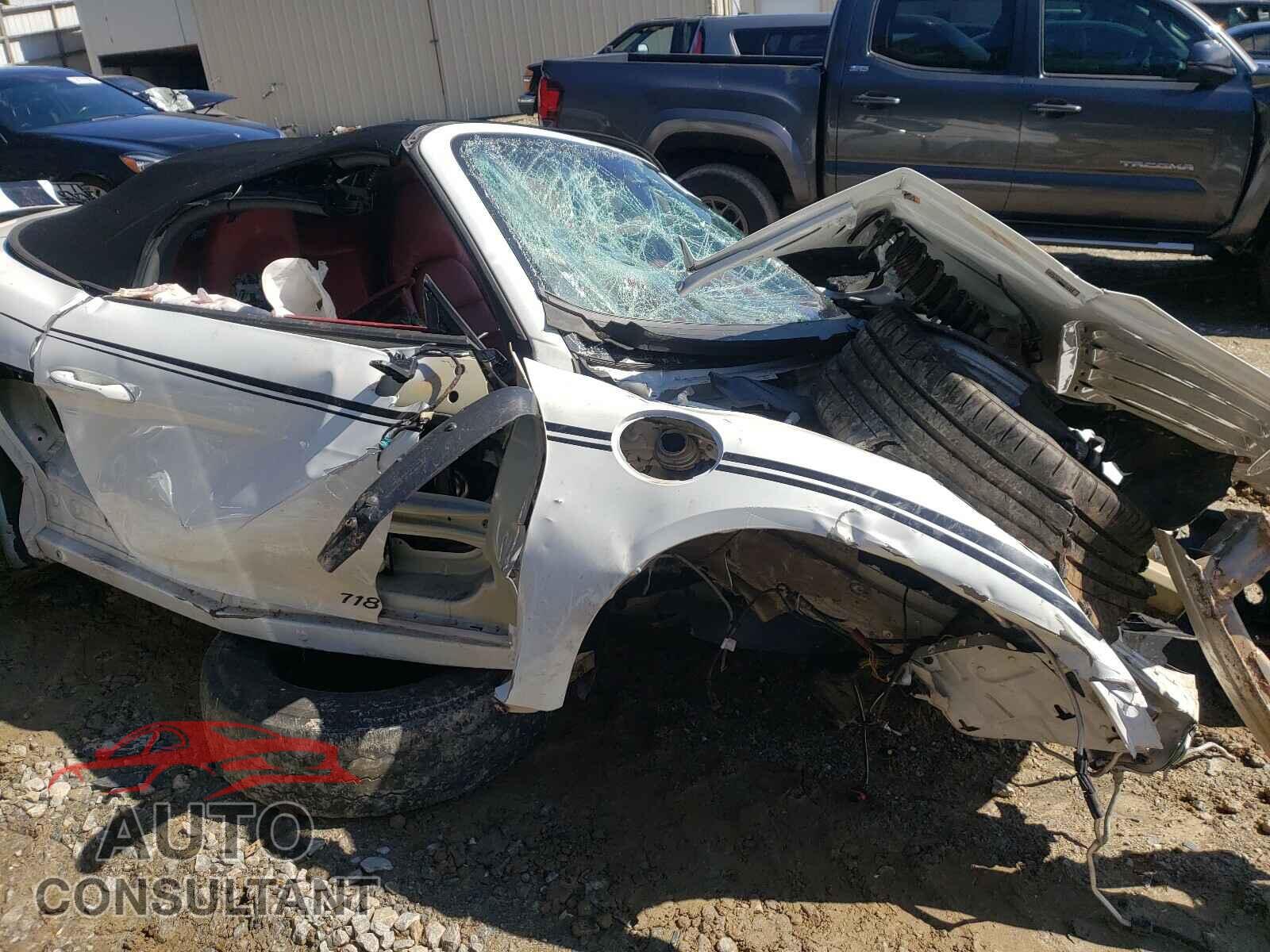 PORSCHE BOXSTER 2018 - WP0CB2A86JS228470