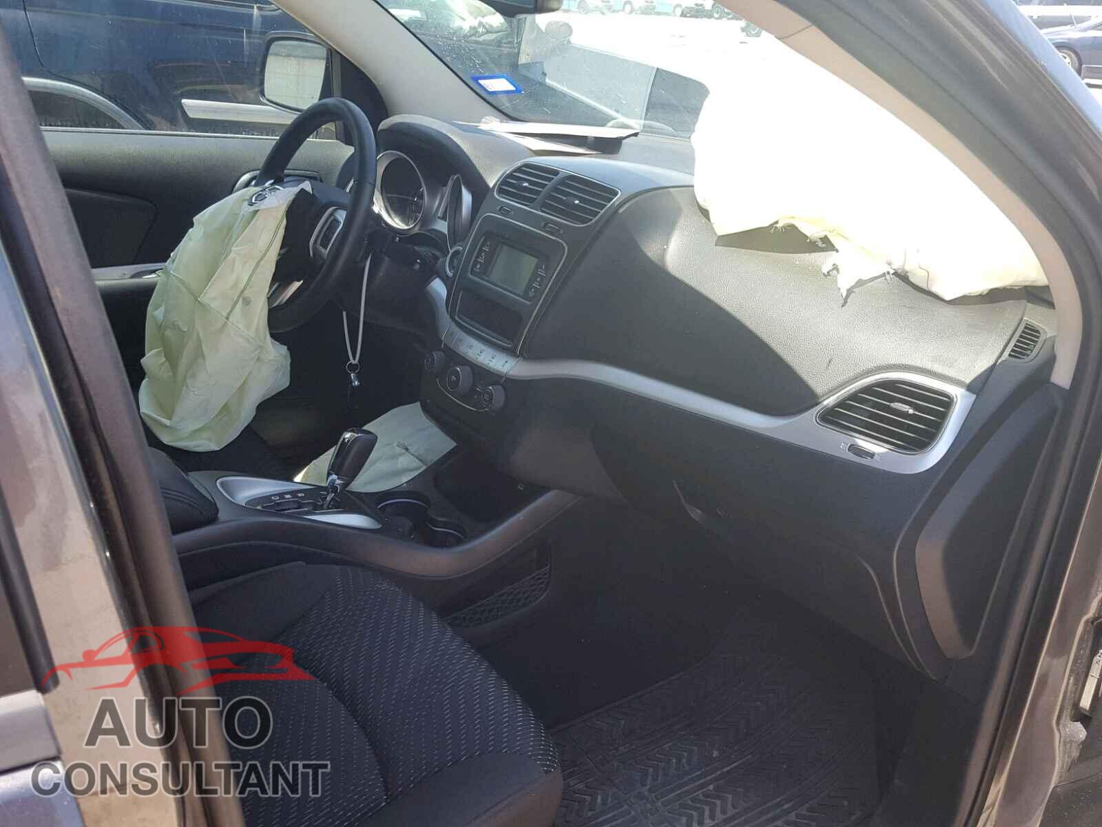 DODGE JOURNEY 2017 - 3C4PDCBB0HT676563