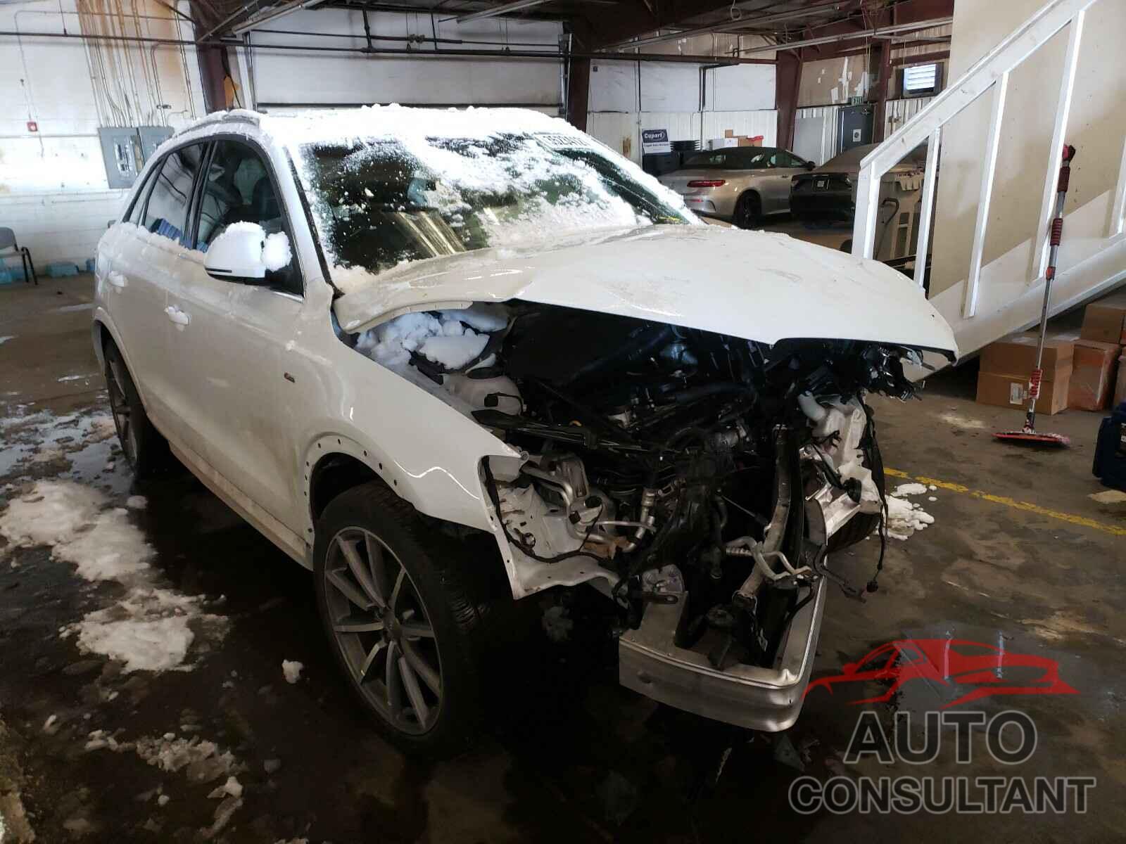 AUDI Q3 2018 - WA1JCCFS0JR031908