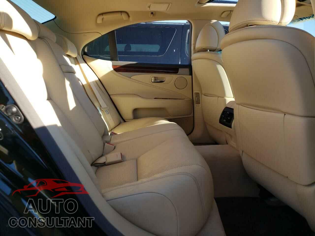 LEXUS LS460 2016 - JTHBL5EF1G5139320