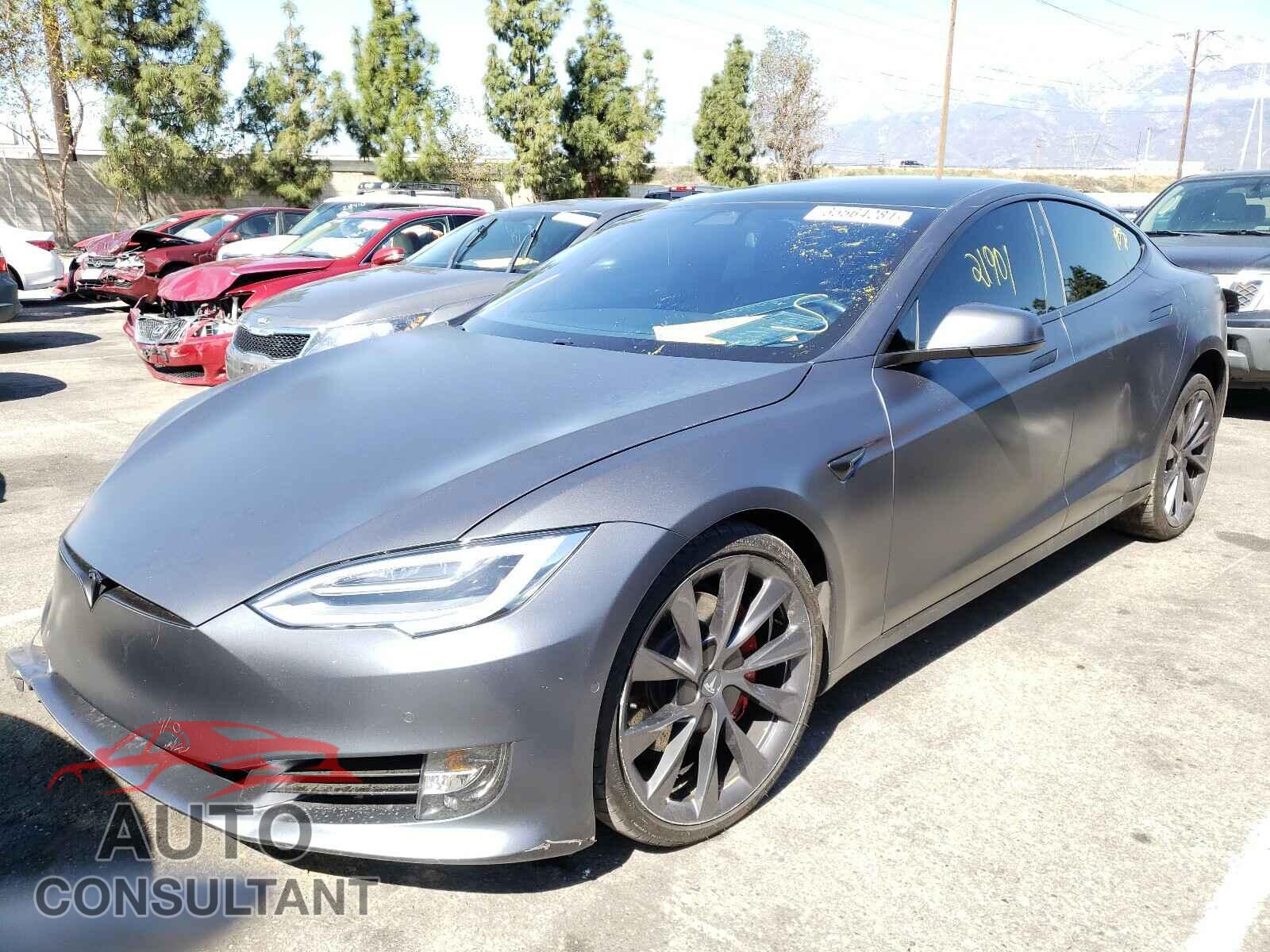 TESLA MODEL S 2019 - 5YJSA1E43KF330758