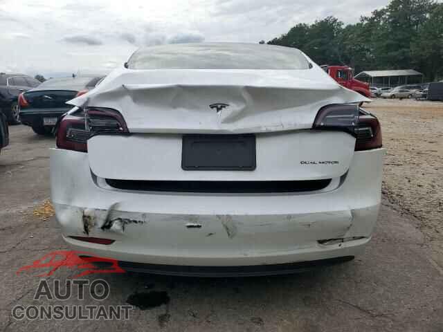 TESLA MODEL 3 2019 - 5YJ3E1EB8KF213037