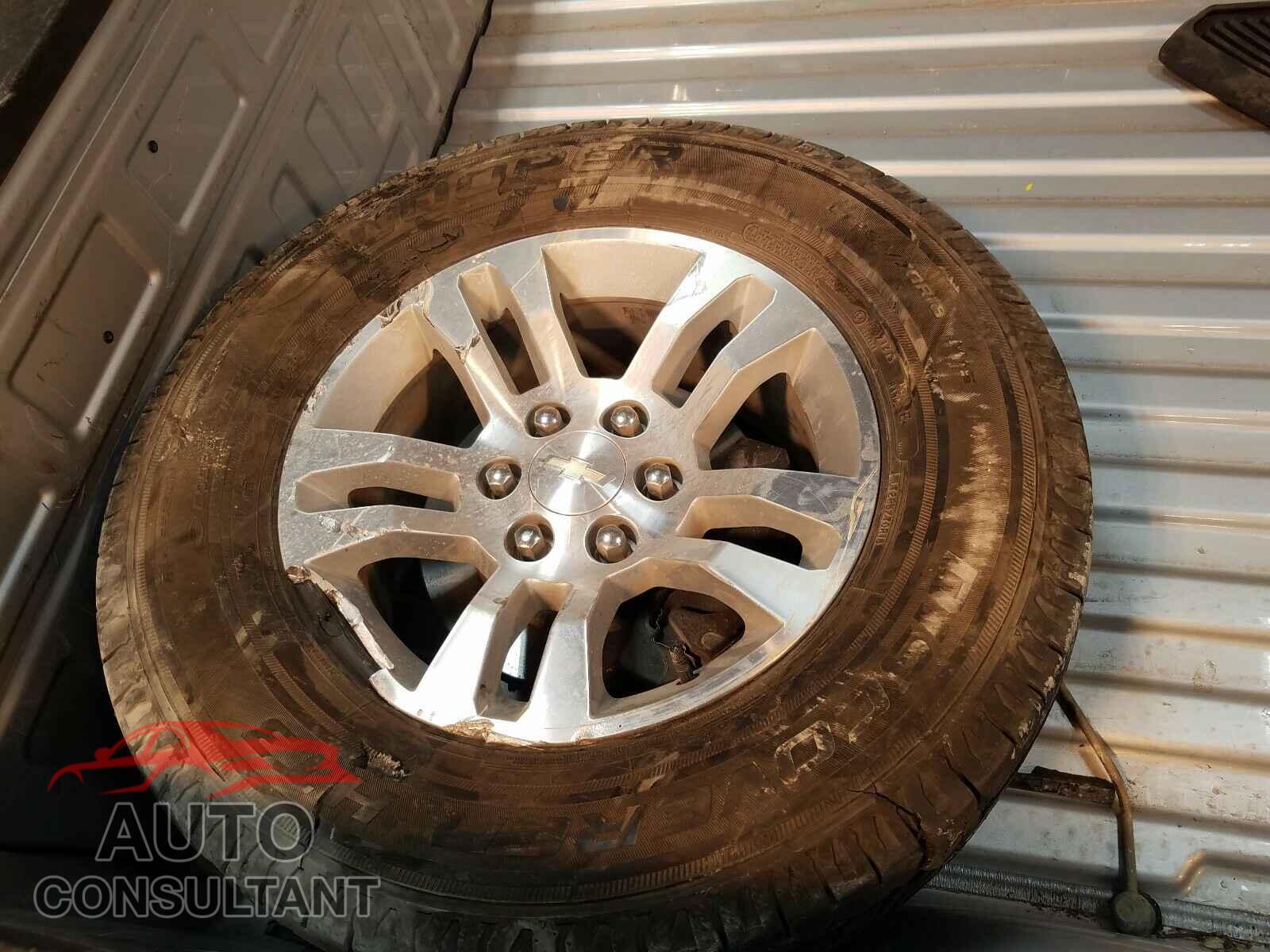 CHEVROLET SILVERADO 2018 - 3GCUKREC2JG545598