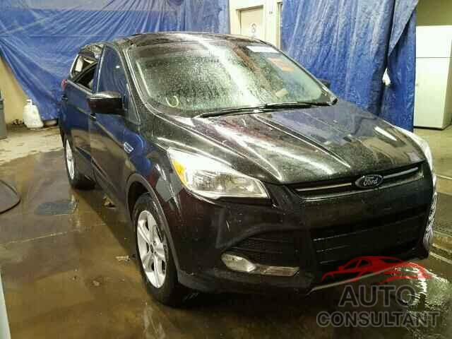FORD ESCAPE 2015 - 1FMCU9G91FUA10799