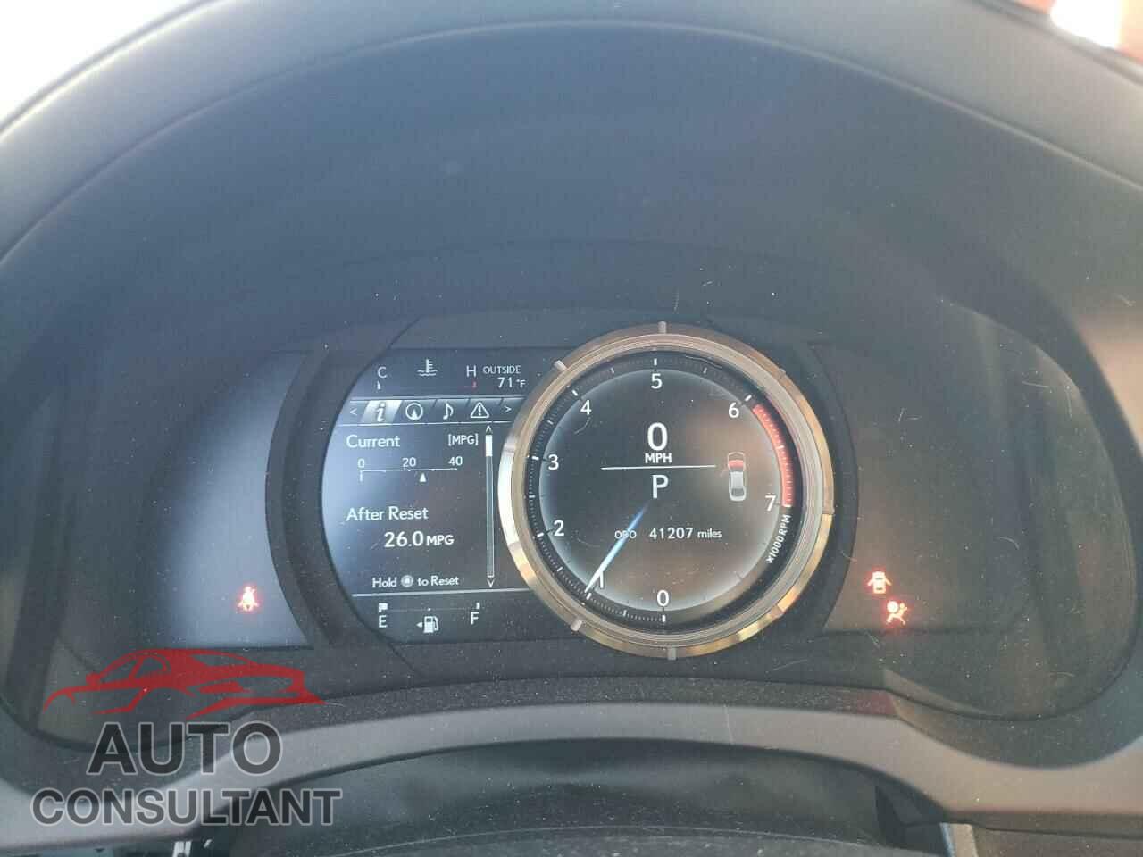 LEXUS IS 2016 - JTHBA1D25G5006833