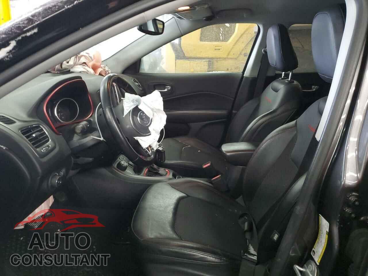 JEEP COMPASS 2021 - 3C4NJDDB0MT569106