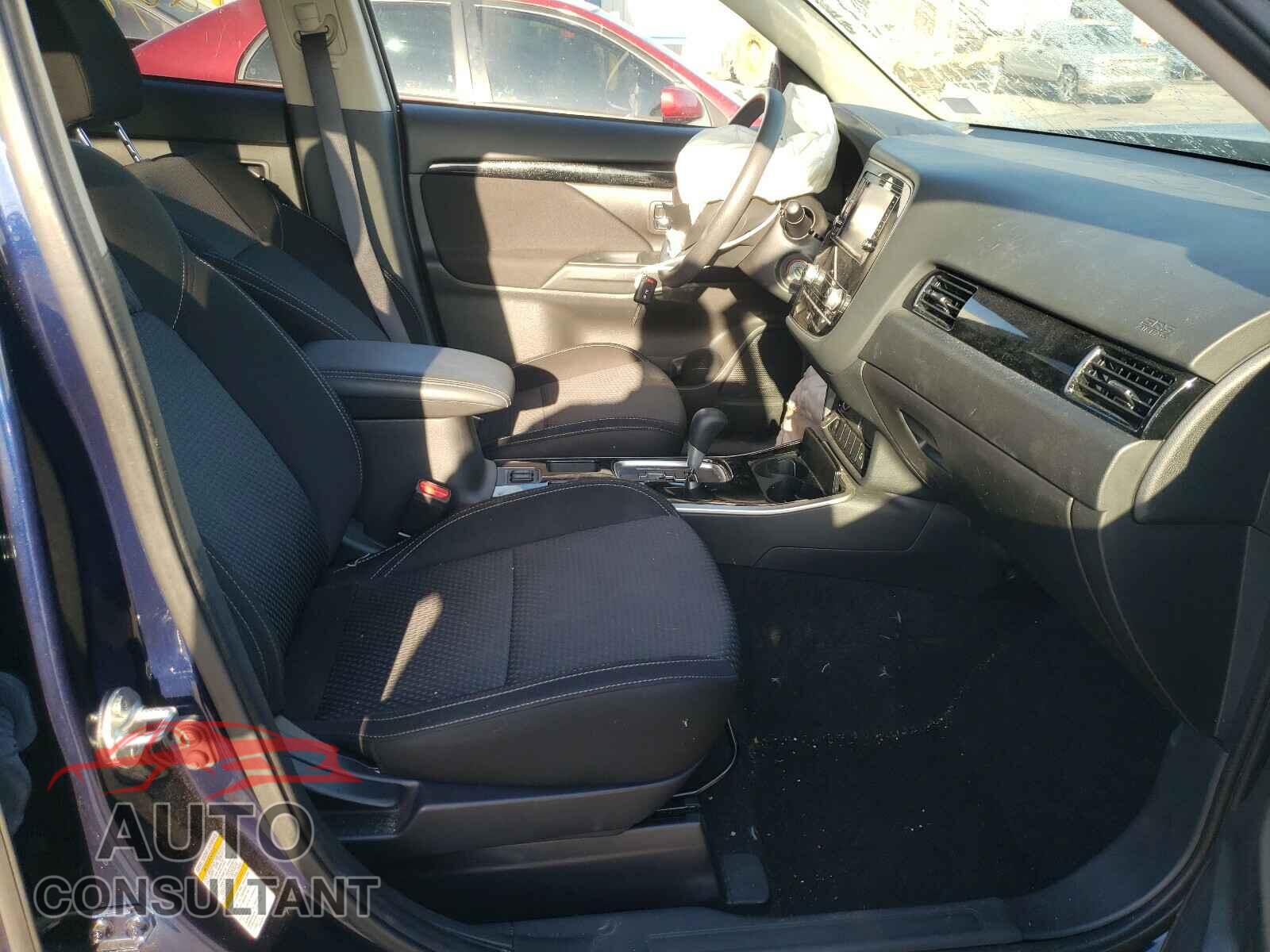 MITSUBISHI OUTLANDER 2020 - JA4AD2A31LZ015632