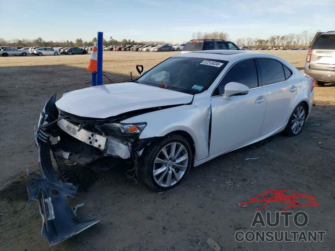 LEXUS IS 2016 - JTHBA1D28G5015848