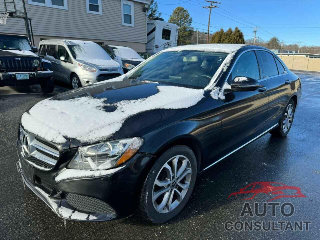 MERCEDES-BENZ C-CLASS 2018 - 55SWF4KB0JU255523