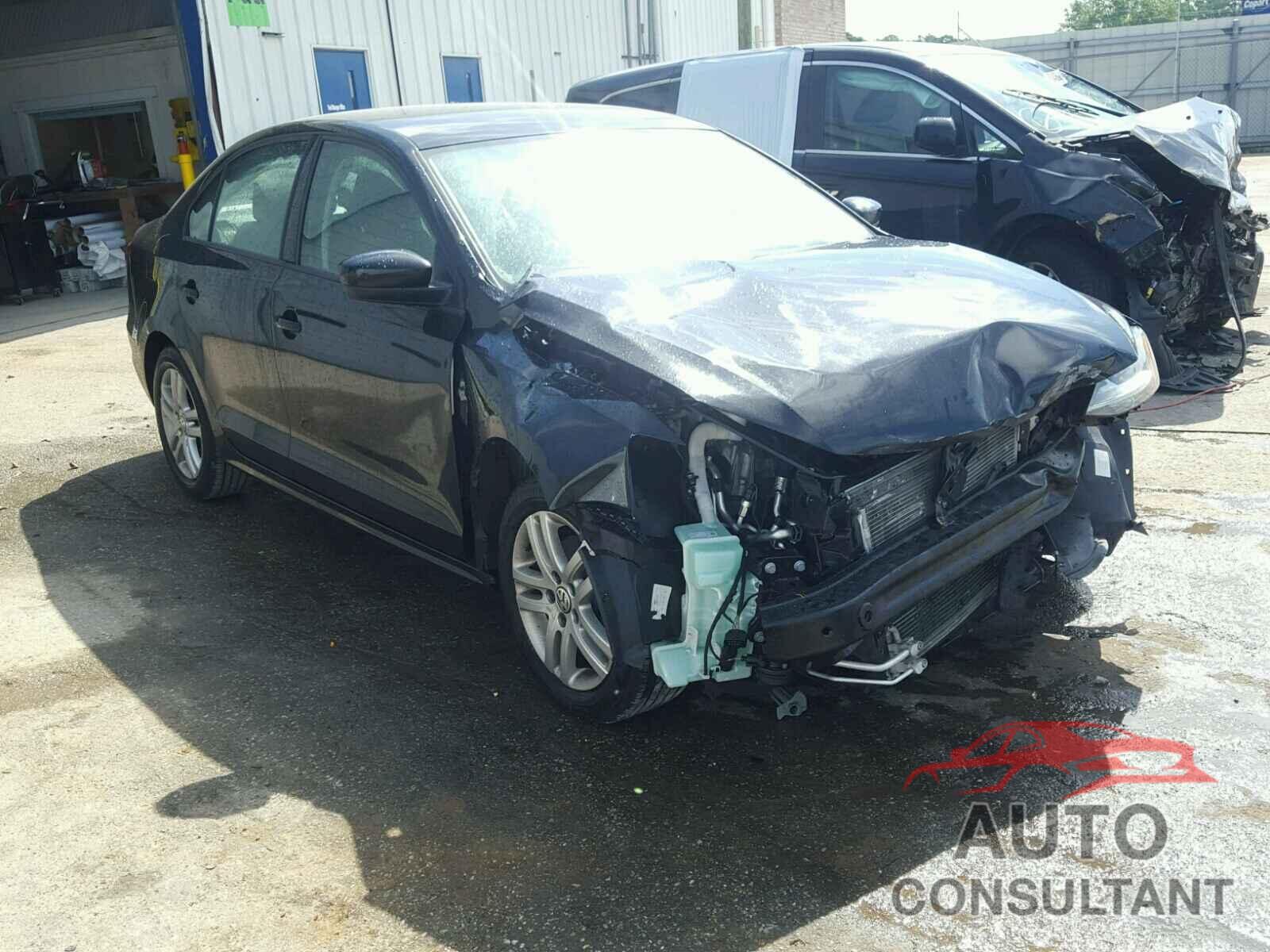VOLKSWAGEN JETTA 2018 - 3VW2B7AJ7JM231217